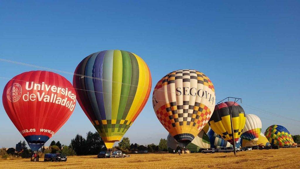 Los globos listos para el despegue