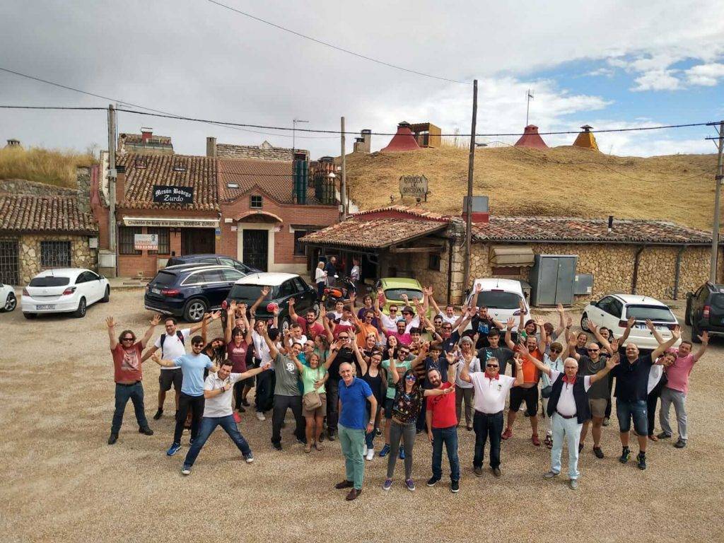 Los participantes en la, ya clásica foto, tras la comida del sábado.